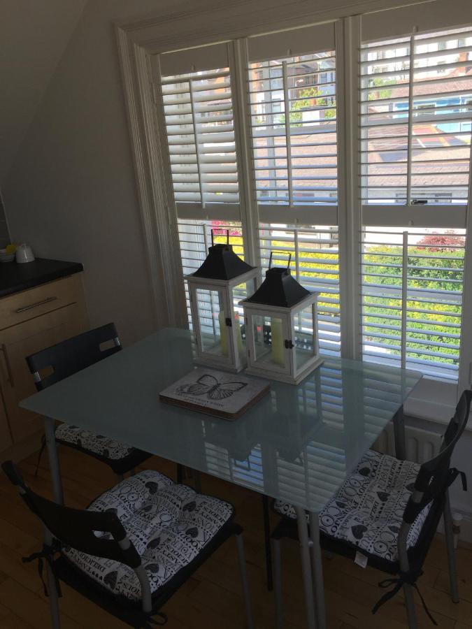 Strandview Beach Apartment บัลลีคาสเซิล ภายนอก รูปภาพ