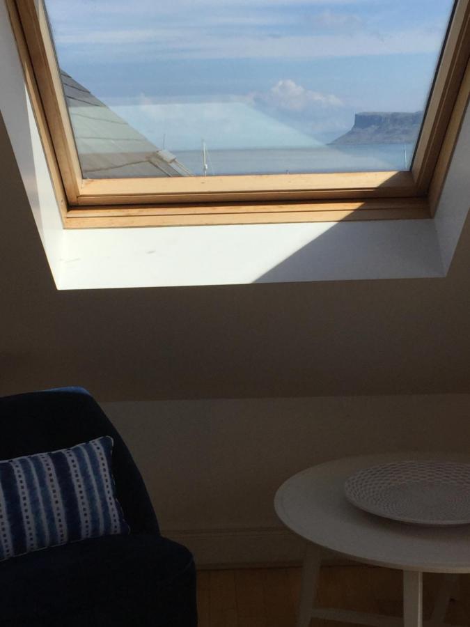 Strandview Beach Apartment บัลลีคาสเซิล ภายนอก รูปภาพ